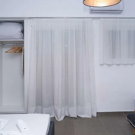 Larissis Stylish Guest house